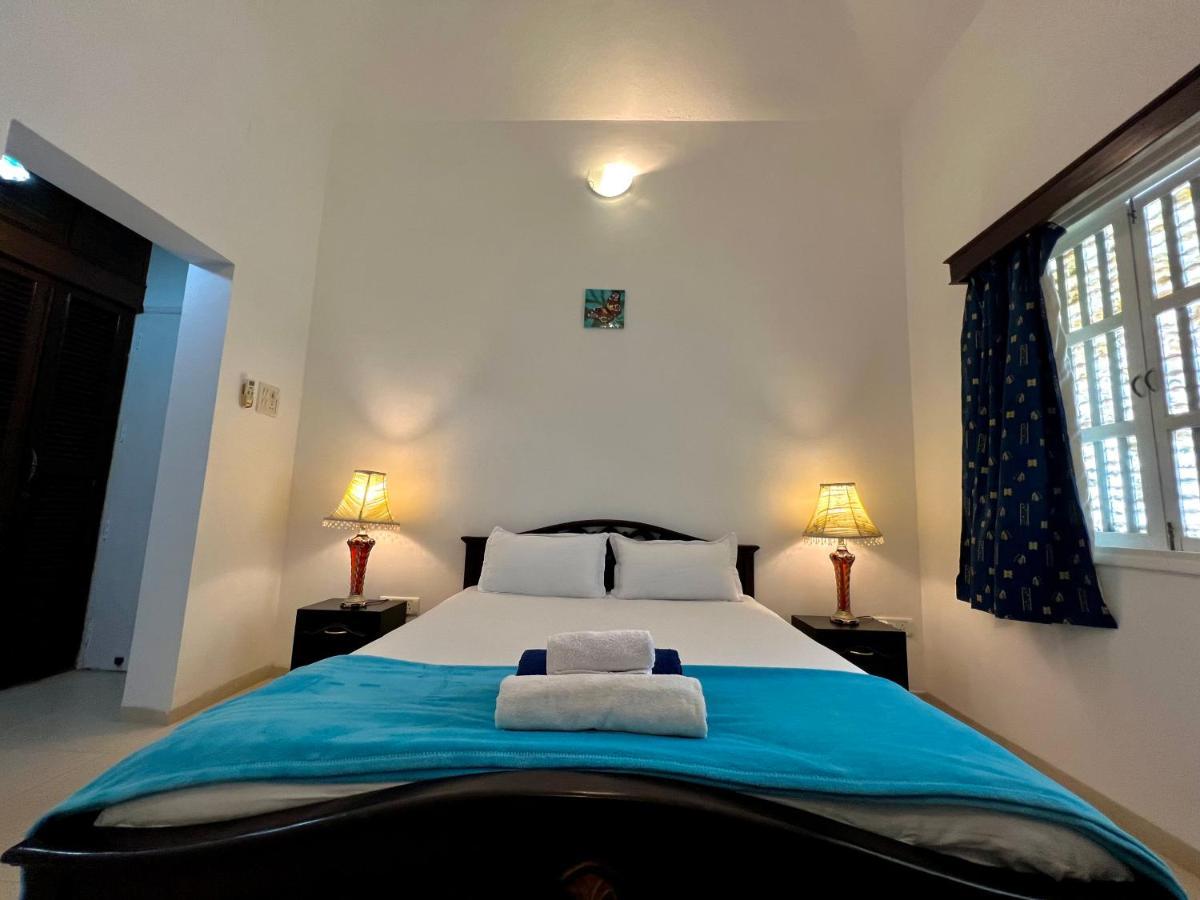 Villa Marina -By The Beach Goa Benaulim Esterno foto